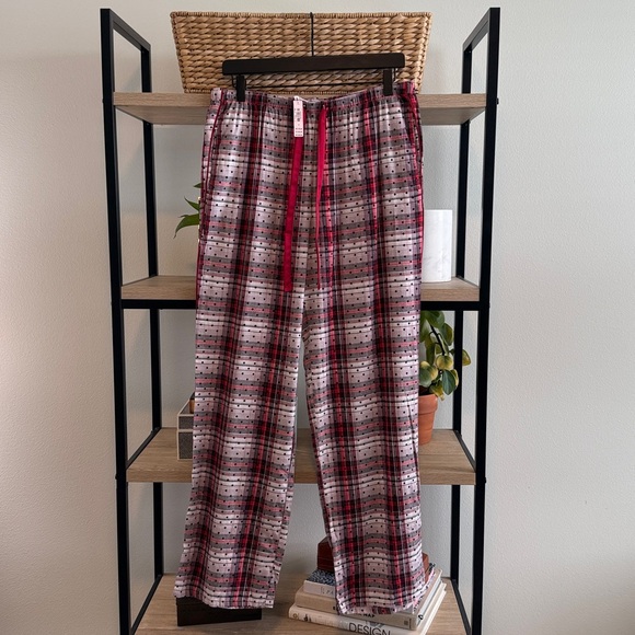Victoria's Secret Other - NWT Victoria's Secret Plaid Plaid Flocked Dot PJ Bottoms, M